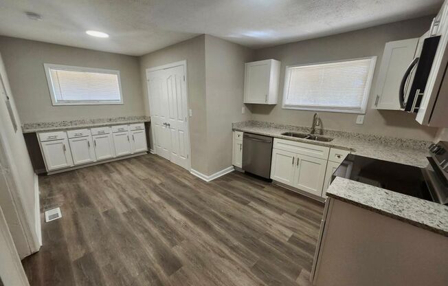 Beautifully Renovated 3BR/2BA Ranch Home – Must See!