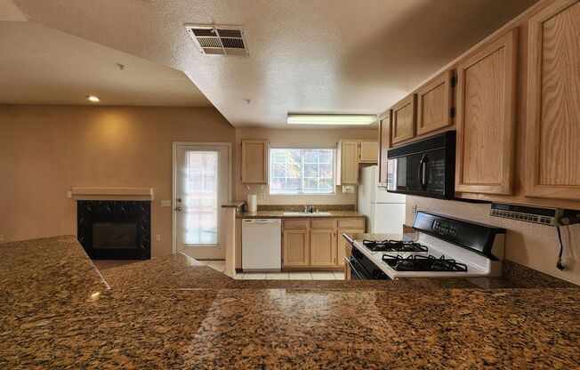 2 beds, 2 baths, $1,450, Unit # 1612
