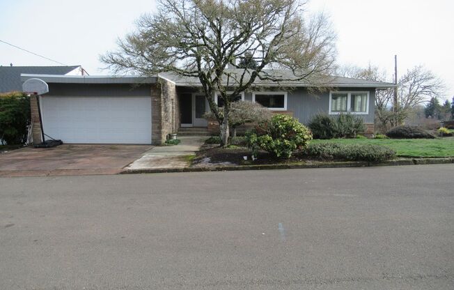 Mid-Century Four Bedroom in Candalaria