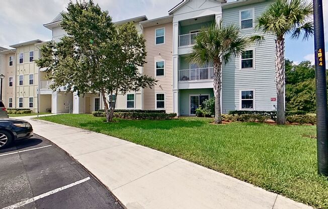 Stunning 3 Bed 2 Bath Condo in Trendy Summer Key!!!