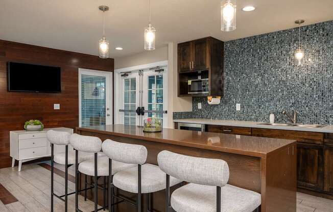 Haven Lake Oswego | Clubhouse