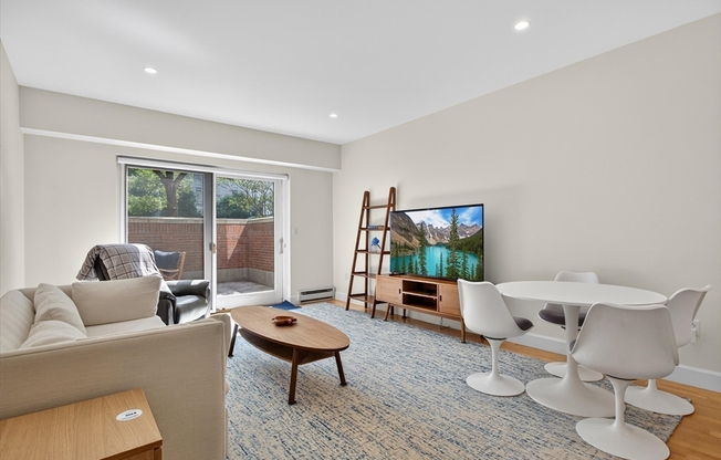 10 Bowdoin St Unit 307