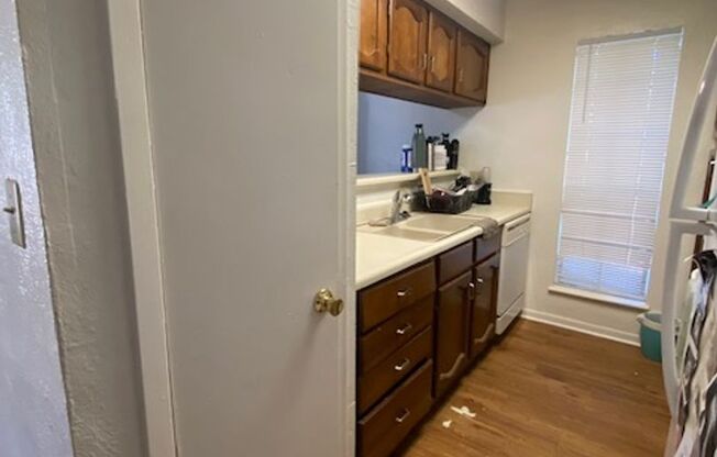 Cute Apartments in Fourplex within Historic District