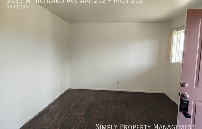 2535 W Highland Ave
