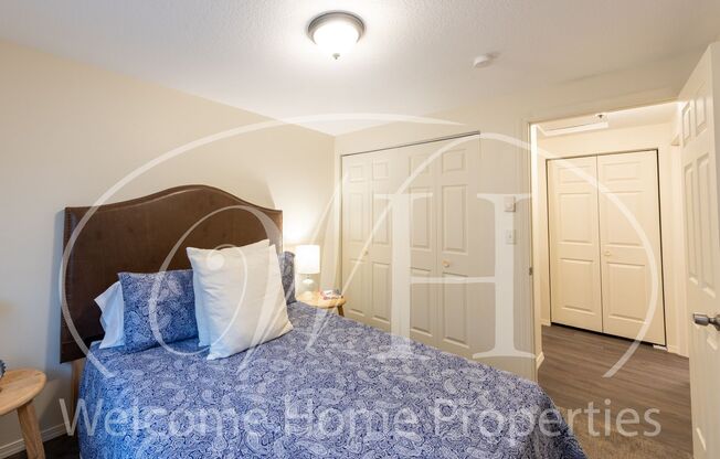 2 beds, 1 bath, 800 sqft, $1,325, Unit Irisview 215-202
