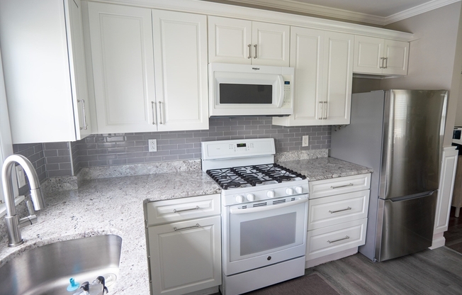 2 beds, 1 bath, 1,250 sqft, $2,900, Unit 1