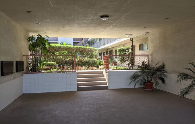 Beverly Wilcox Apartments