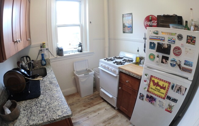 1 bed, 1 bath, $2,400, Unit 29