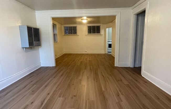 1 bed, 1 bath, 620 sqft, $1,375, Unit B