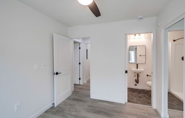 2 beds, 2 baths, 775 sqft, $2,795, Unit 4820-18