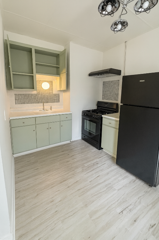 2407 N 6 ST