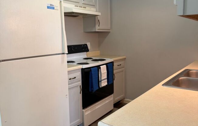 1 bed, 1 bath, 630 sqft, $745, Unit K76