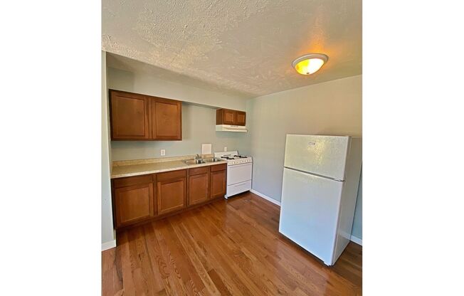 Boyd Street 4822-4826 Sahler