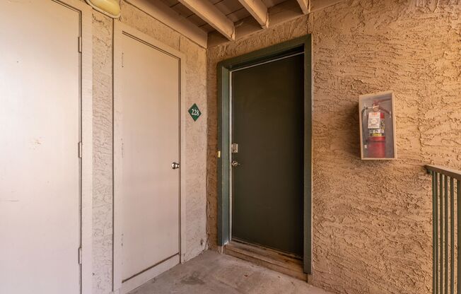 New Rental Listing in Scottsdale Springs Condominiums