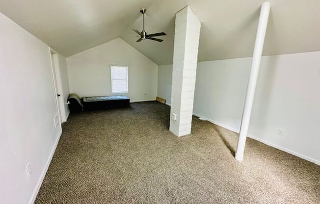 3 beds, 1 bath, $1,350