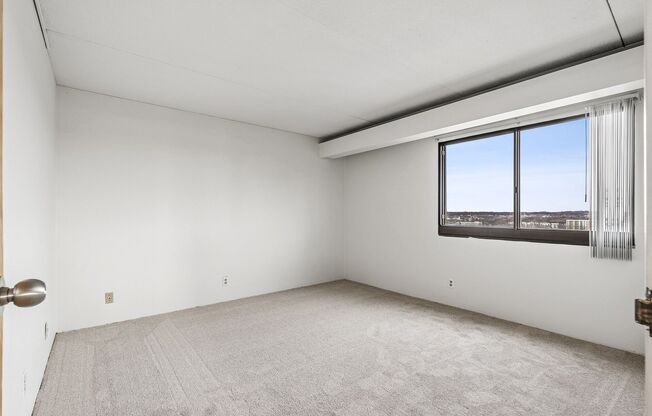 1 bed, 1 bath, 800 sqft, $1,350, Unit 306