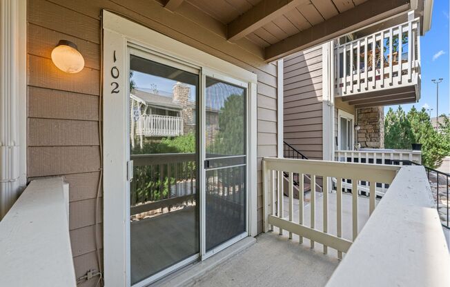 1 bed, 1 bath, $1,500, Unit # 102R