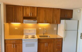 Studio with 1 covered parking (Honolulu)