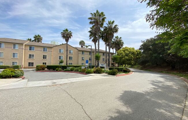 2 beds, 2 baths, 800 sqft, $2,677, Unit 10-103