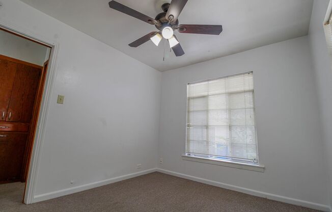 2 beds, 1 bath, $1,350