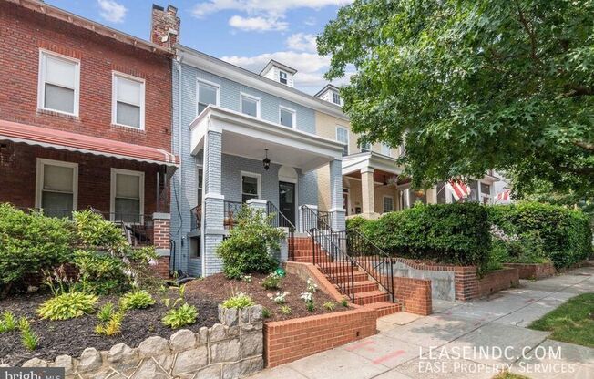 121 WEBSTER ST NW