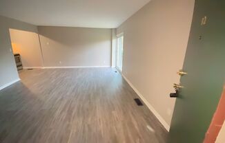 2 beds, 1 bath, 683 sqft, $750, Unit Unit B2