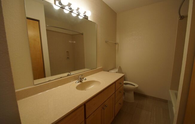 1 bed, 1 bath, $1,374, Unit 419