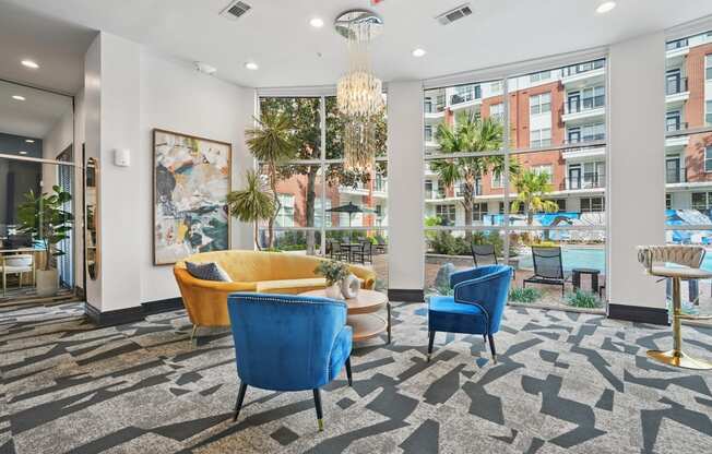 The Grand Upper Kirby Apartments in Houston, TX Leasing Office