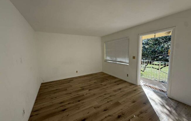 2525 PIERCE ST - SUNMAX HOLLYWOOD