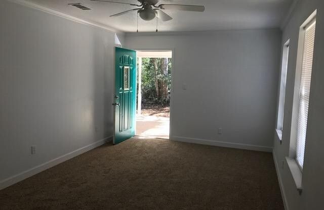 2 bedroom 2 Bath home Ocean Springs