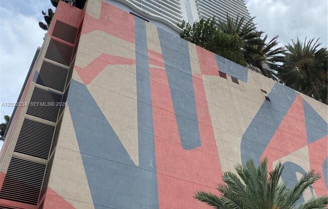 50 Biscayne Blvd