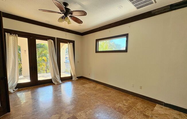 Mediterranean-Style Waterfront Home on Lake Tarpon- 3bed|2bath