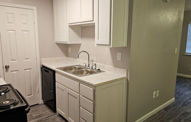 Studio, 1 bath, 410 sqft, $625, Unit SB-A20