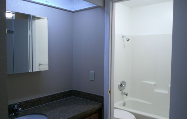 1 bed, 1 bath, 750 sqft, $2,150, Unit 48-53A