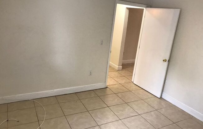 1 bed, 1 bath, $1,750, Unit 1533-9