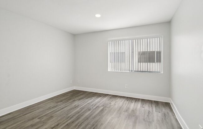 1 bed, 1 bath, 675 sqft, $2,898, Unit 102