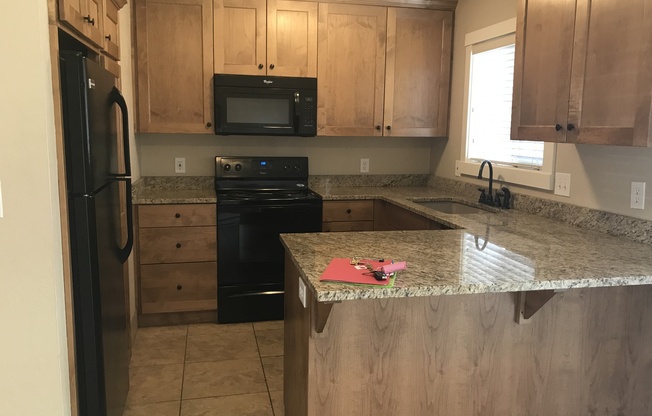 2 beds, 1 bath, 1,000 sqft, $1,595, Unit 08