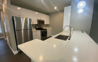 1 bed, 1 bath, 800 sqft, $2,700, Unit 107
