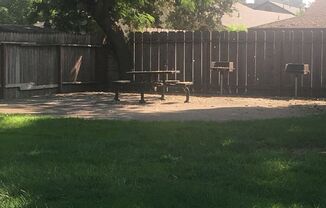 Chico 2 bed, one bath Duplex Private courtyard, Pool and Shared Laundry