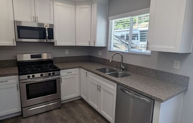 3 Bedroom - 1 Bath House in San Diego