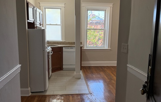 Studio, 1 bath, $2,250, Unit 22