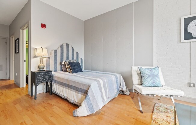 1 bed, 1 bath, 590 sqft, $3,200, Unit 506