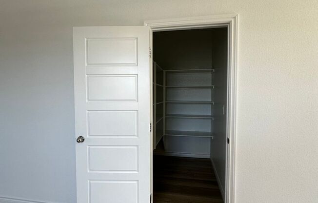 Beautiful 1 story home close to Kyle Canyon and Mount Charleston