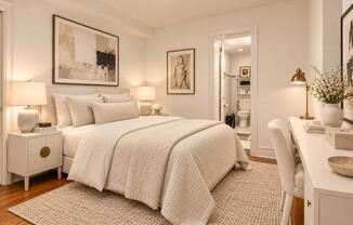 521 W 122 ST