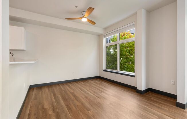 1 bed, 1 bath, 780 sqft, $2,695, Unit 208