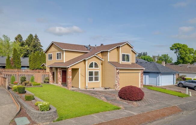 Spacious 5-Bedroom Home with Beautiful Backyard Retreat