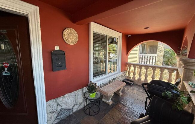 4 bed 3 bath plus 2 Extra Bonus Rooms with full bathroom in the back yard