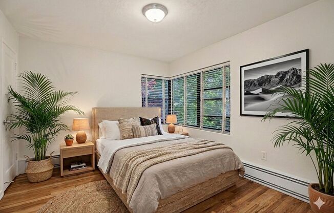 2 beds, 1 bath, 792 sqft, $1,895, Unit A212