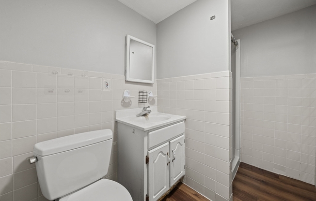 2 beds, 1 bath, 2,080 sqft, $3,000, Unit 2