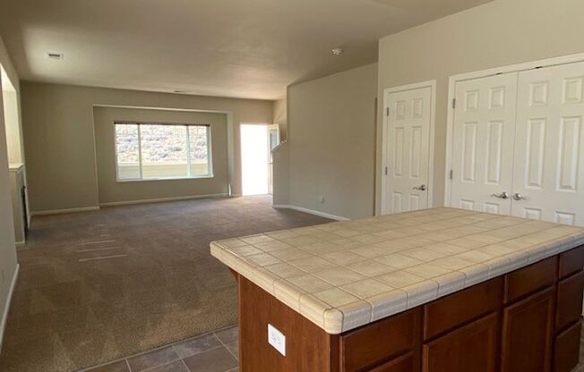 3 beds, 2.5 baths, $2,300